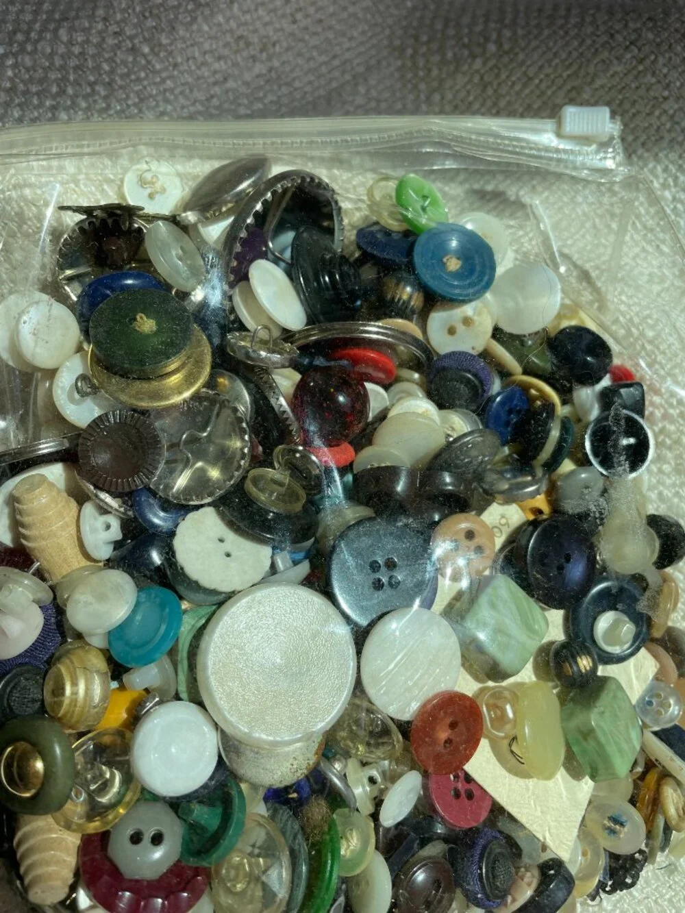 Vintage Mixed Buttons Lot